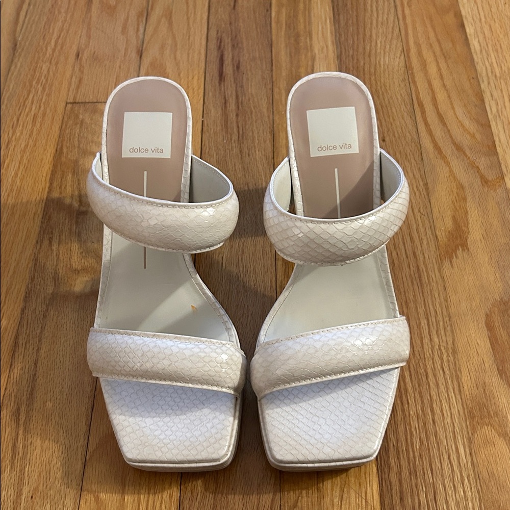 Square Toe Sandals - Picture 2 of 8
